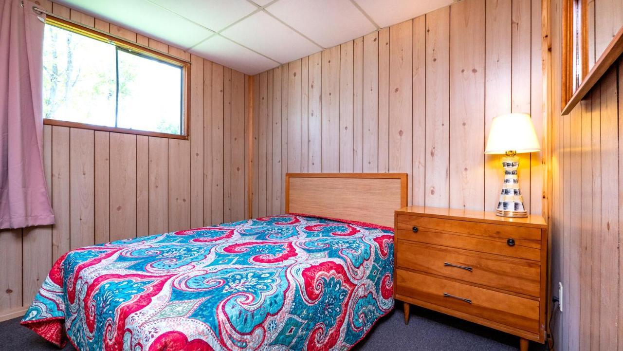 Bel Air Cottages And Motel Sauble Beach Exterior photo