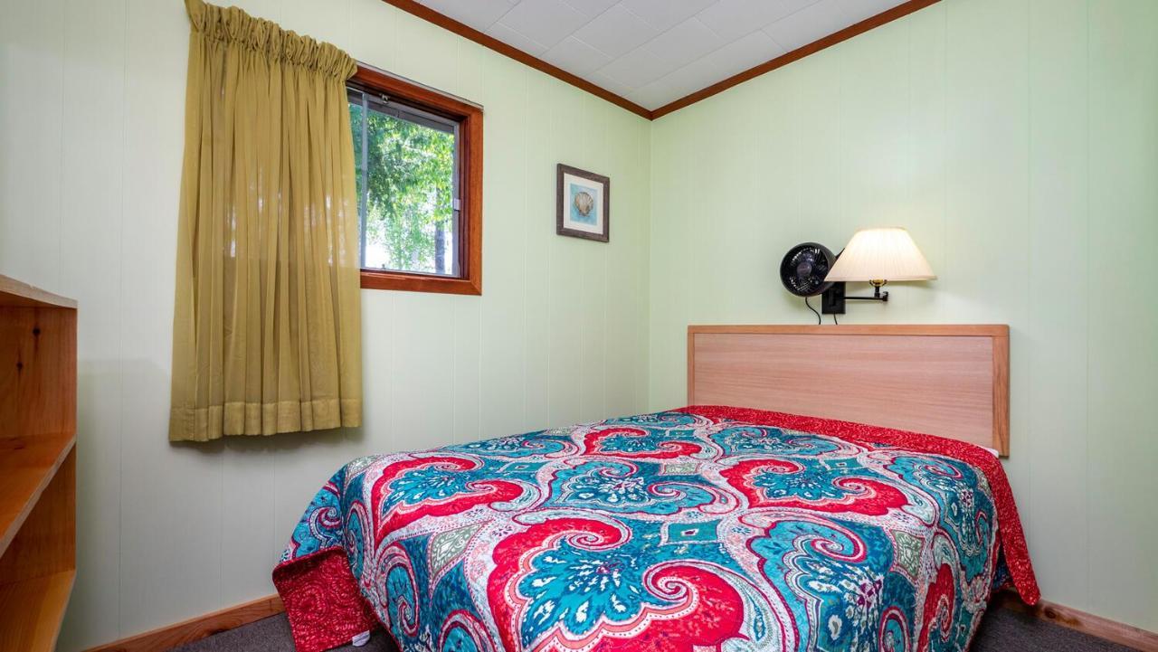 Bel Air Cottages And Motel Sauble Beach Exterior photo